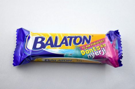 "Balaton" Waffelschnitte, umhüllt mit Milchschokolade, blau, 30 gr